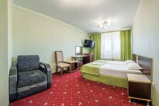Гостиница Red Hotel Анапа ПОЛУЛЮКС-7