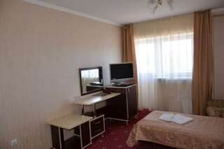Гостиница Red Hotel Анапа 2-местный номер стандарт-6