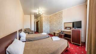 Гостиница Red Hotel Анапа ПОЛУЛЮКС-2
