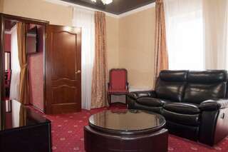 Гостиница Red Hotel Анапа Номер люкс-9